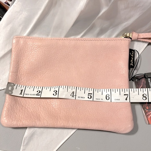 Zina Kao’The Soft Monroe’ Pale Pink Pebbled genuine Leather Zip Cosmetic Bag NWT - Picture 6 of 9